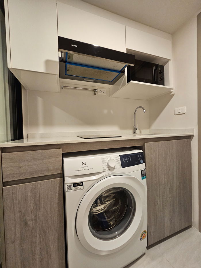 รูป ให้เช่าคอนโด Duplex 2 ชั้น 35 ตรม. Origin Plug & Play Ramkhamhaeng Triple (ราม 103) ใกล้รถไฟฟ้า 3 สาย แต่งสวย พร้อมเข้าอยู่ - รูปที่ 9/17