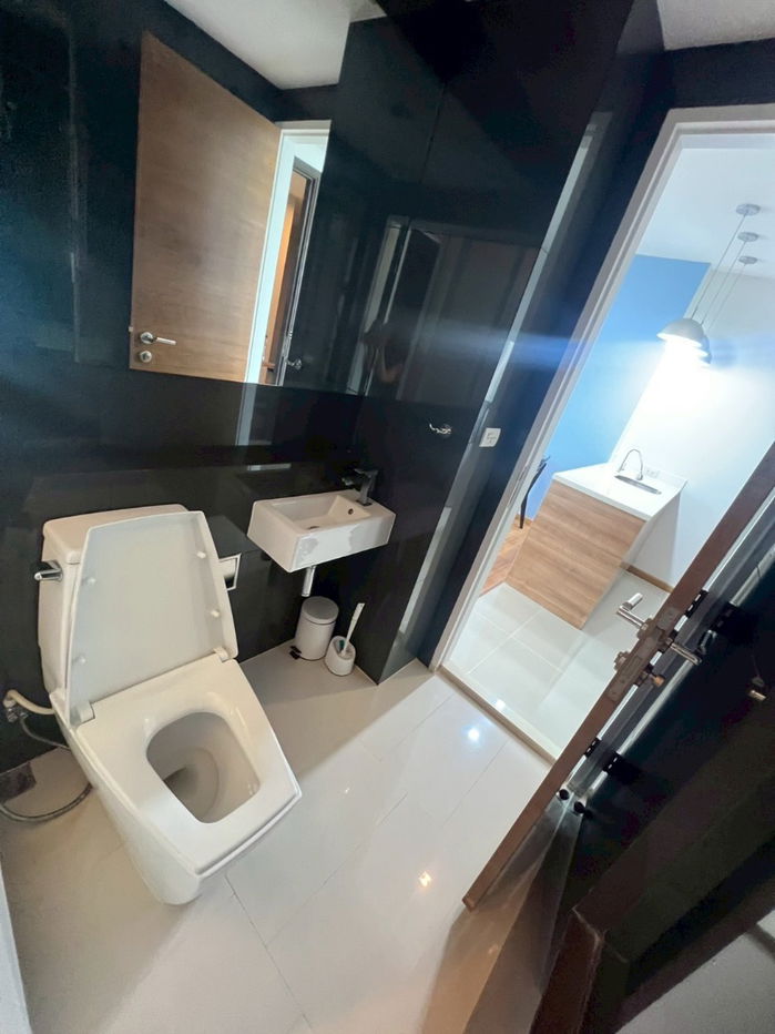 รูป FOR RENT |  1 ห้องนอน ห้องใหญ่ 45 ตร.ม.  เฟอร์ครบพร้อมเข้าอยู่  - รูปที่ 18/19