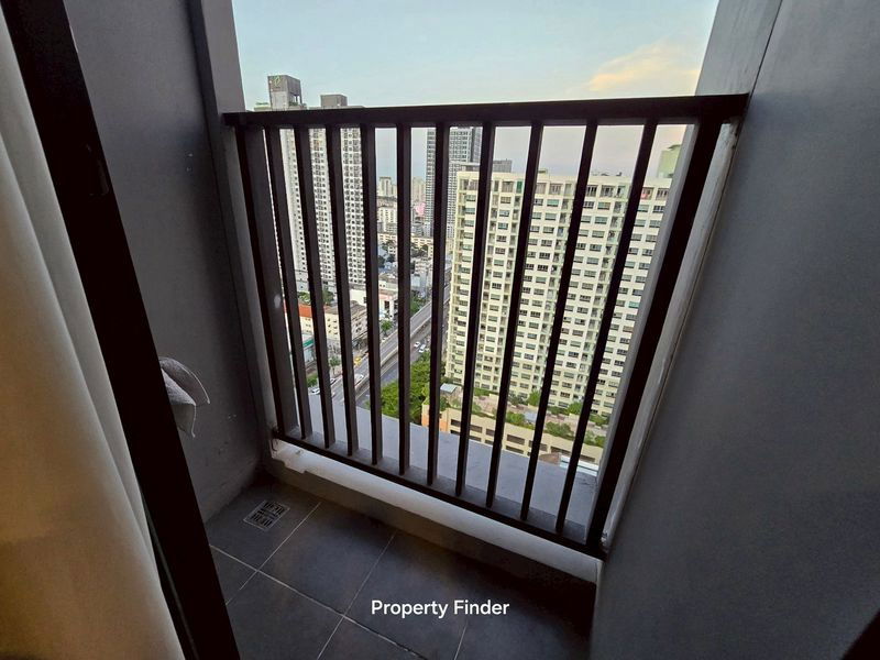 picture Condo for Rent : Knightsbridge Collage Ramkhamhaeng  Schedule a viewing 👉 Line: @propertybkk1 - 15/16