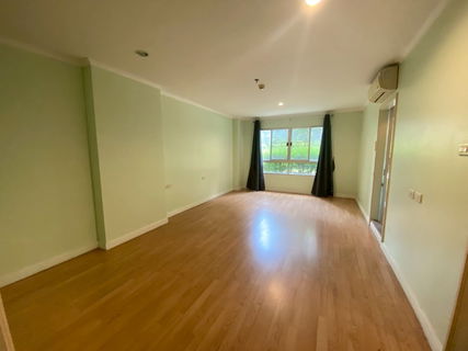 ขายด่วน โครงการ ลุมพินี เพลส พระราม 8 (LUMPINI PLACE RAMA 8) ห้องเปล่า วิวสวนสาธารณะส่วนกลาง เงียบสงบ เข้า-ออกสะดวก