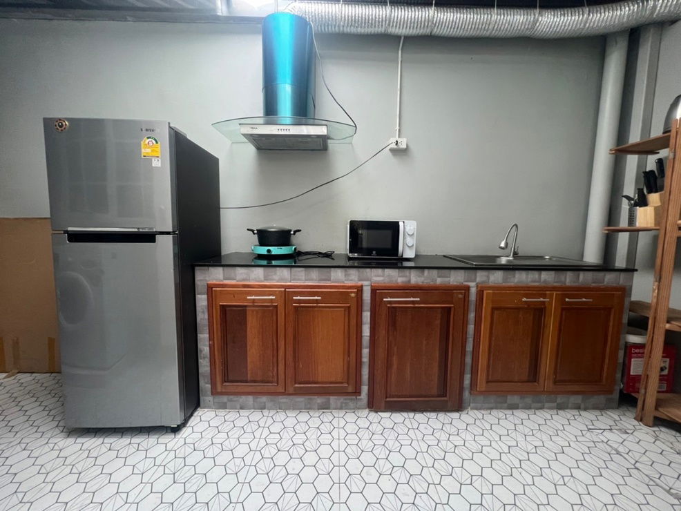 รูป 🔥🐕‍🦺🐈□■Pet Friendly Townhome Corner Plot in Bangna 3BR  26sq.w 96 sqm. fully furnished with the best price for Rental■□ - รูปที่ 14/16