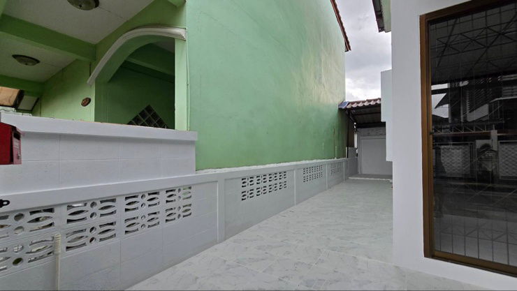 picture Good house rental, convenient transportation, near both electric trains and KU - 3/10