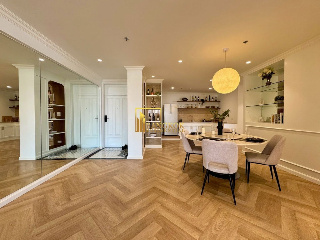 รูป Moon Tower | Renovated 3 Bedroom Condo For Sale in Ekkamai - BR2036CD - รูปที่ 10/42