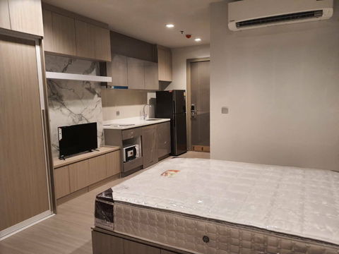 @Condorental condo for rent Life Asoke - Rama 9