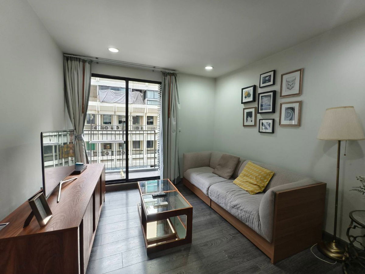 picture Rende Sukhumvit 23 Rende Sukhumvit 23 - 4/10