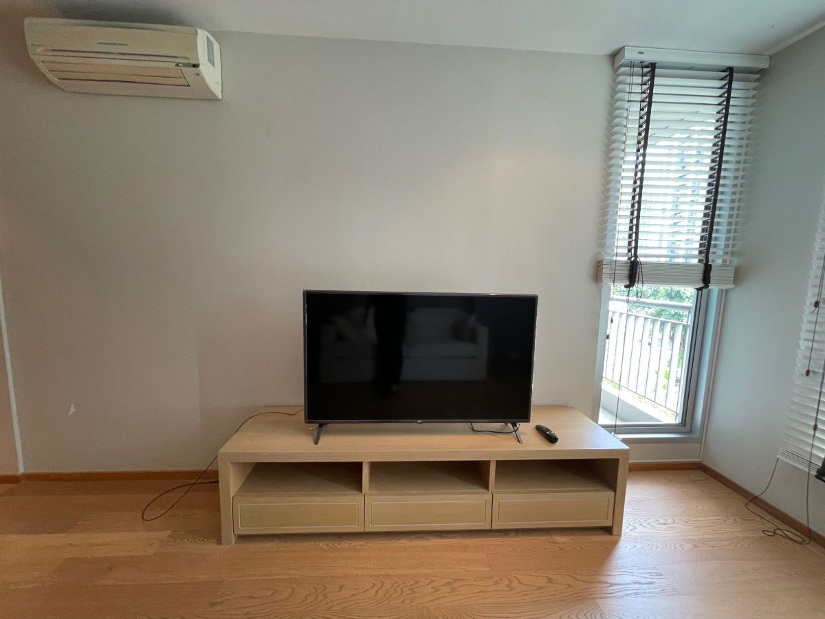 picture (For Rent)  Good Price! 1 Bed 1 Bath 46.5 Sqm. Fully furnished - READY TO MOVE IN - 2/11