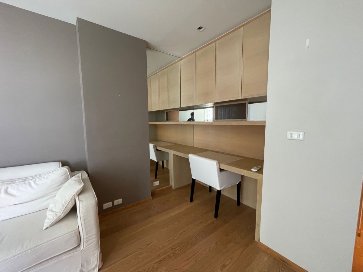 picture (For Rent)  Good Price! 1 Bed 1 Bath 46.5 Sqm. Fully furnished - READY TO MOVE IN - 3/11