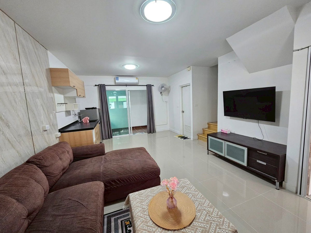 รูป 🏡 บ้านว่างให้เช่า หลังริม ศรีด่าน 22 – ใกล้ BTS ศรีลาซาล ✅ พร้อมอยู่ เฟอร์ครบ จอดรถ 2 คัน 📍หมู่บ้านพลีโน่ ศรีด่าน 22 (หลังโรงเรียนไทย-สิงคโปร์) - รูปที่ 3/17