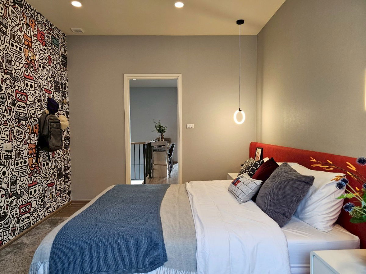 รูป ขายบ้านตัวอย่าง Fully furnished อณาสิริพายัพ แปลงหัวมุมหน้าสวน - รูปที่ 9/10