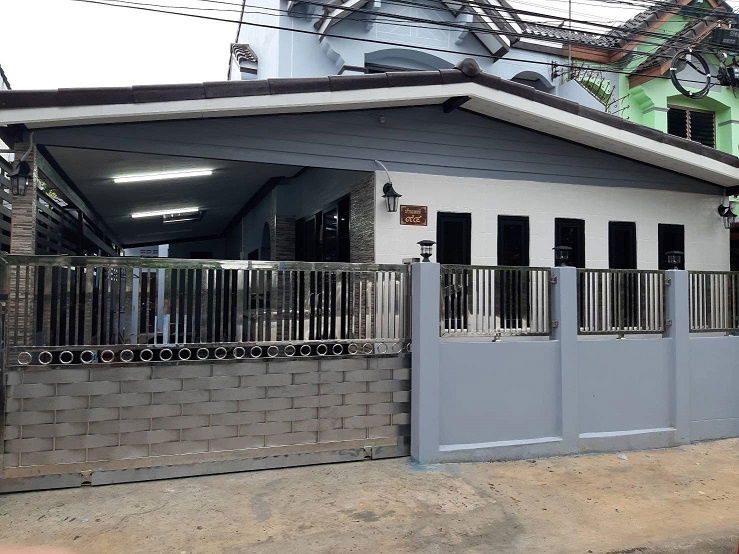 รูป ขายบ้านในเมืองปราจีนบุรี ปรับปรุง ตกแต่งใหม่ สายงามน่าอยู่ - รูปที่ 1/13