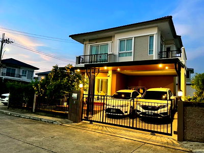 Houses for sale : For Sell at Passorn ( Thepharak-Bangna )