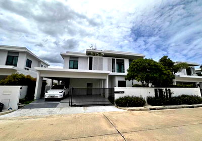 บ้านเดี่ยวให้เช่า : P0192 บ้านเดี่ยวหรูให้เช่า – โครงการมัณฑนา บางนา กม.15 (Mantana Bangna Km.15)