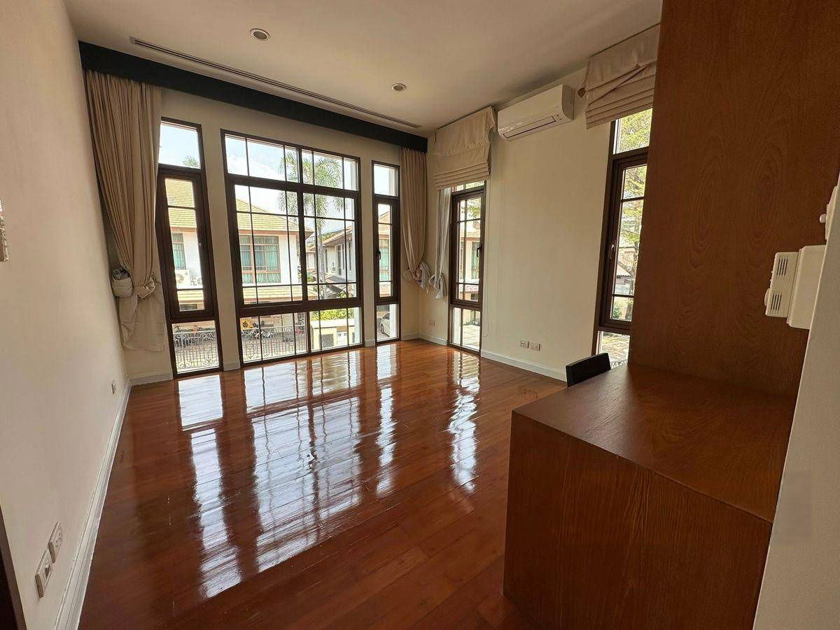 รูป ขายบ้านเดี่ยวสุขุมวิท บ้านแสนสิริ สุขุมวิท67 ใกล้ BTS เอกมัย 4ห้องนอน 5ห้องน้ำ มีห้องแม่บ้าน Baan Sansiri Sukhumvit67  0879074045 - รูปที่ 8/18