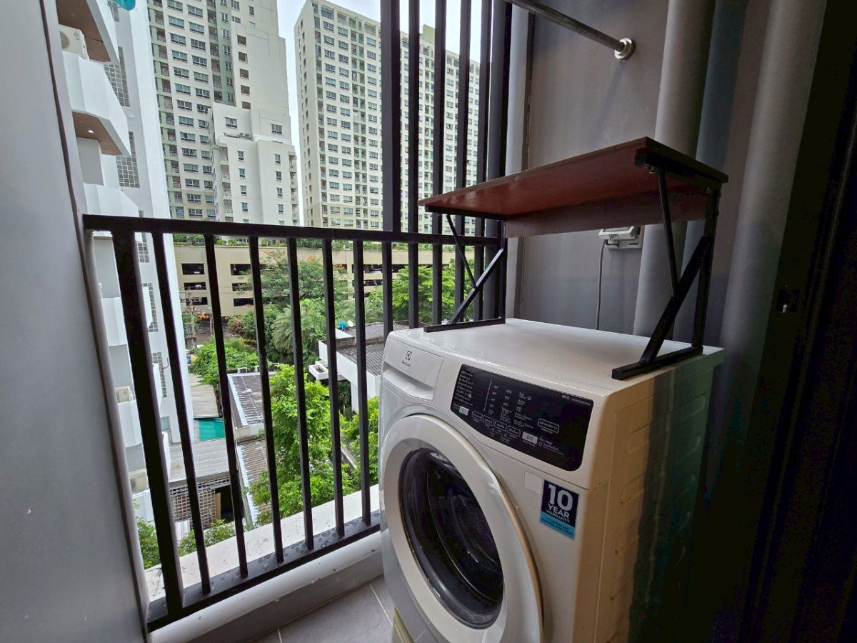 picture Condo for Rent : Knightsbridge Collage Ramkhamhaeng  Schedule a viewing 👉 Line: @propertybkk1 - 14/16