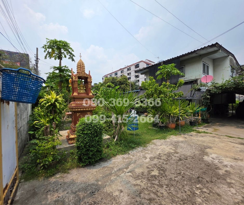 รูป ขายบ้านพร้อมที่ดิน100ตารางวา สุขุมวิท68 - รูปที่ 3/6