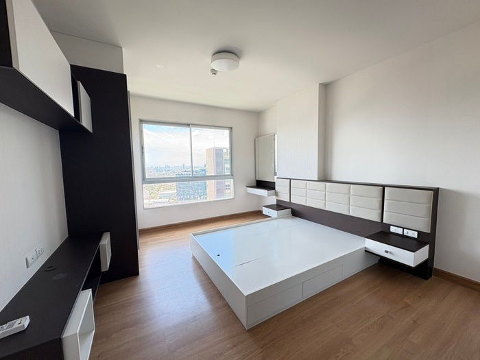 รูป 💥💥ขายคอนโดศุภาลัย เวอเรนด้า รัชวิภา-ประชาชื่น 1Bed 43.48 ตร.ม.ตึก Eest ชั้น 28 วิวสระ เฟอร์นิเจอร์โครงการ สอบถาม LINE ID: @atfirm💥💥 - รูปที่ 5/17