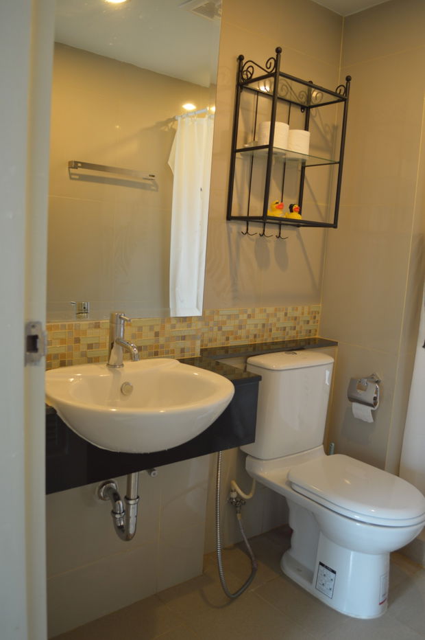 รูป ห้องพักแบบ fully furnishes พร้อมเฟอร์นิเจอร์ - รูปที่ 8/11