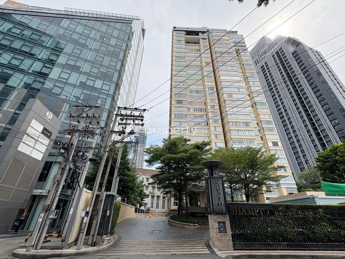 Hampton Thonglor 10