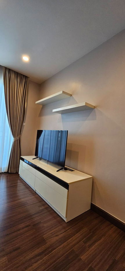 picture Code: KJ8040  for rent Supalai Lite Sathorn - Charoenrat // Line ID: @kjcondo (with @) // - 9/19