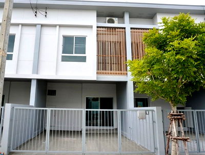 เช่าทาวน์โฮม ถนนราชพฤกษ์ : HU6664 ทาวน์เฮ้าส์ให้เช่า เวนู 24 ราชพฤกษ์ นนทบุรี