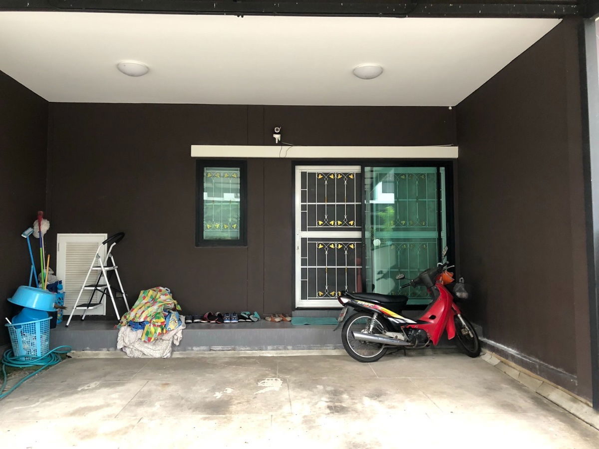 รูป 🏠ขายด่วนลดราคา!! 2.45 ล้าน (จาก 2.59 ล้าน) 🏠ทาวน์โฮม 2 ชั้น หมู่บ้าน ธัญดาพลัส วงแหวนฯ - เทพารักษ์ 🏠สภาพบ้านดี พร้อมอยู่อาศัย - รูปที่ 4/14