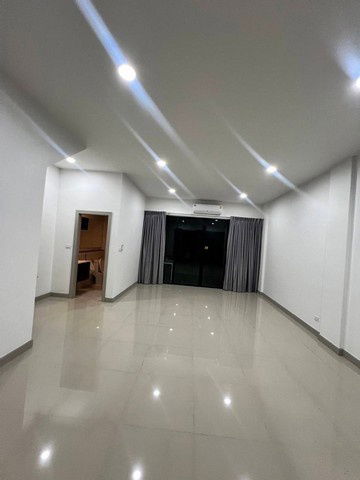 รูป OF0446 อาคารออฟฟิศให้เช่า ย่านเกษตรนวมินทร์ กรุงเทพมหานคร - รูปที่ 3/8