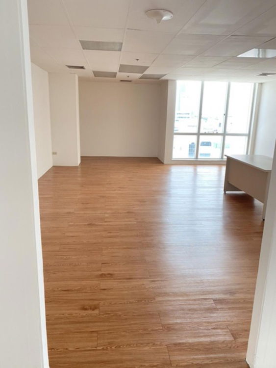 picture Office for rent on Si Phraya Road - 4/9