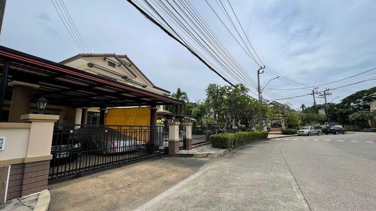 รูป 🏡 ขายบ้านเดี่ยว มัณฑนา วัชรพล–รามอินทรา 1 ที่ดินใหญ่ 134 ตร.วา | ต้นโครงการ | ติดสวน - รูปที่ 4/26