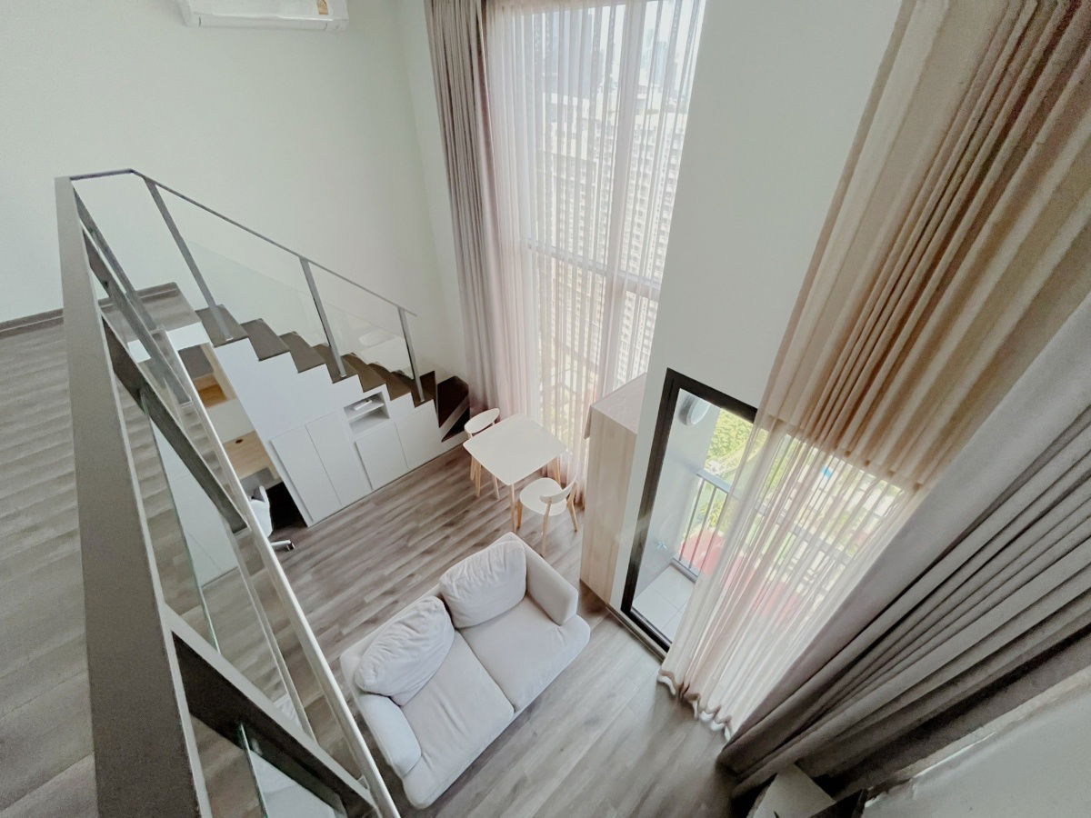 รูป 🔐#MT2306_231🔐🗓️ ว่างพร้อมอยู่🗓️𝐅𝐨𝐫 𝐑𝐞𝐧𝐭 ( 40.02 𝐬𝐪𝐦.Duplex 1 Bed , 𝟏𝐛𝐚𝐭𝐡 )𝐊𝐧𝐢𝐠𝐡𝐭𝐬𝐁𝐫𝐢𝐝𝐠𝐞 𝐒𝐩𝐚𝐜𝐞 𝐑𝐚𝐦𝐚 𝟗 - รูปที่ 6/12