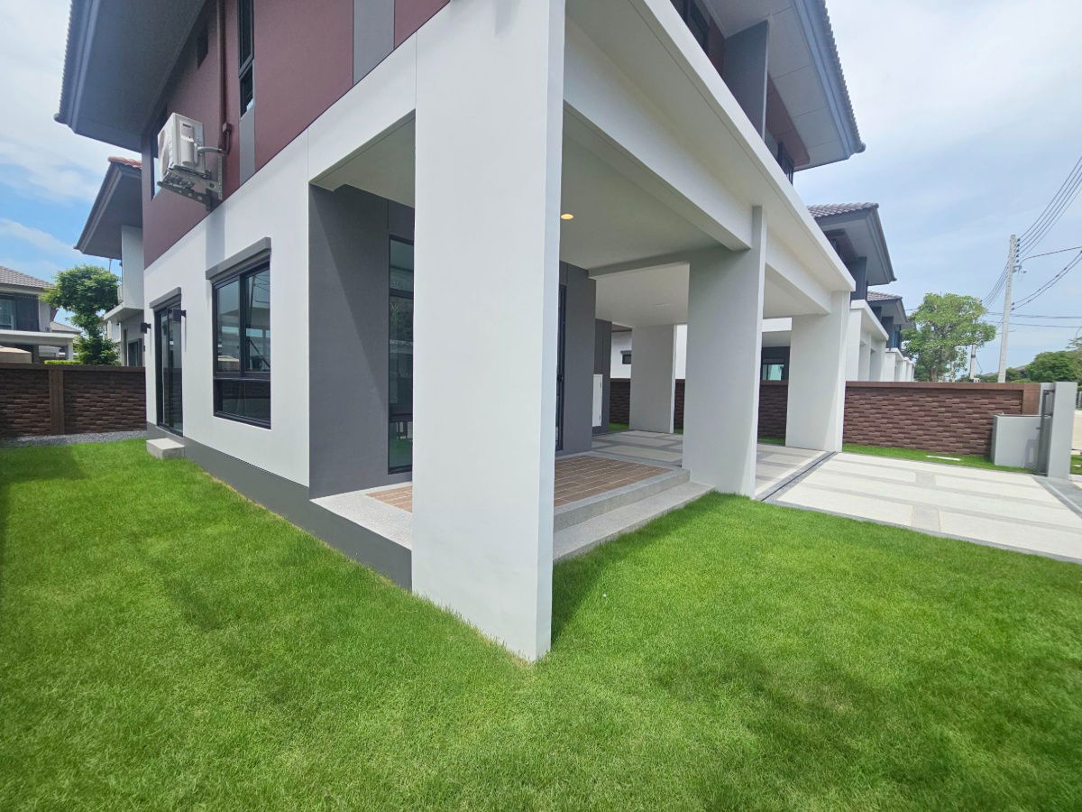 picture 🏡✨️Come explore this brand-new home near a beautiful central park at Setthasiri Wongwaen–Lamlukka - 9/18