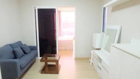 for rent 1-2 bedroom m society condo Mueang thong thani