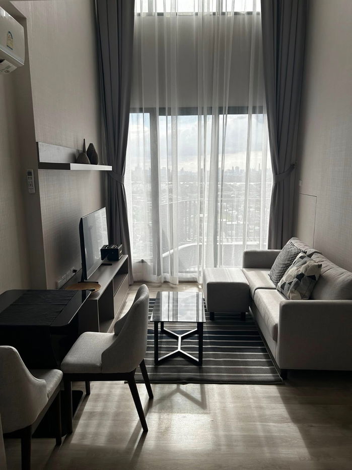 รูป WS1990 🌟 ให้เช่าห้อง Duplex สุดหรู @ IDEO MOBI Sukhumvit Eastpoint ติด BTS บางนา เพียง 27,000 บาท/เดือน - รูปที่ 1/8
