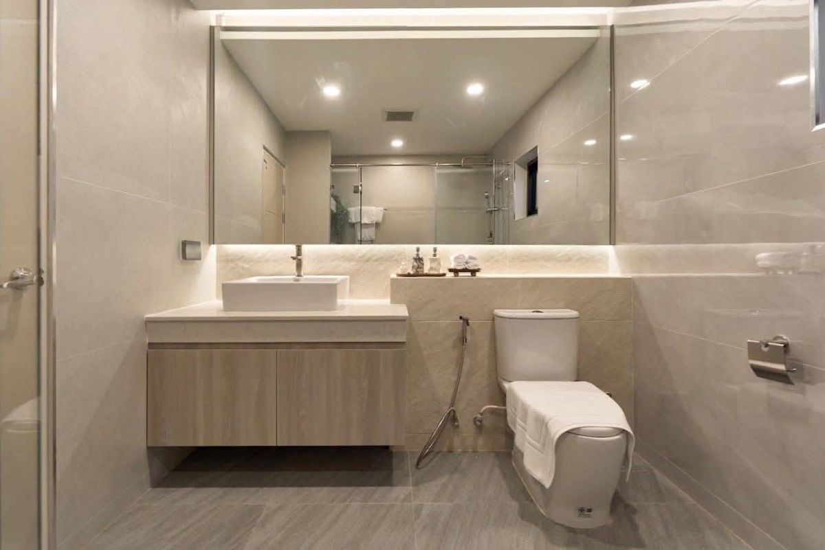 รูป ขาย Luxury Pool Villa สุดหรู ใจกลางเมืองเชียงใหม่ (แม่เหียะ) บ้านเดี่ยวพร้อมสระว่ายน้ำ แต่งครบ พร้อมเข้าอยู่! T.094-6511456 - รูปที่ 38/48