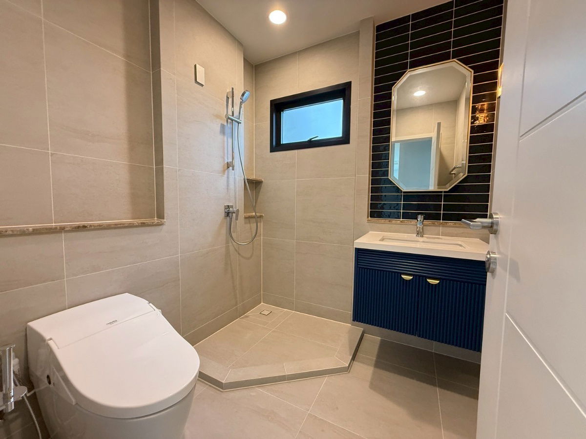 รูป #ด่วน! บ้านสวยราคาพิเศษ เลขที่บ้านดี 888/170 ใกล้สุวรรณภูมิ รีบจับจองก่อนหลุดมือ!  - รูปที่ 7/15