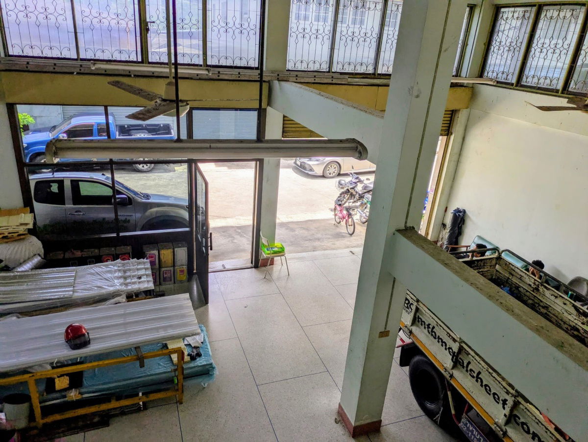 picture Factory warehouse office building for rent. Total large space of 960 sq.m. 5 floor. - 8/11