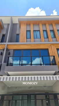 For Rent : Premium 3.5-Storey Townhome – EIGEN Rama 9 – Srinakarin
