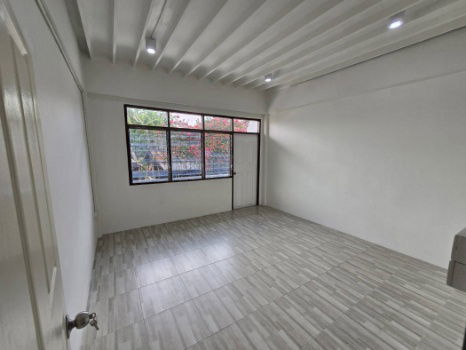 รูป ขายอาคารพาณิขย์ รามอินทรา 58 ใกล้โรงพยาบาลสินแพทย์ และแฟชั่นไอส์แลนด์ รีโนเวทใหม่ พร้อมอยู่ 22 ตรว 3 ชั้น - รูปที่ 9/12