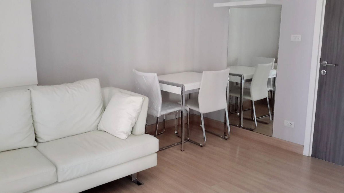 picture Urbano Absolute Sathon - Taksin | Near BTS Krung Thonburi - 2/7