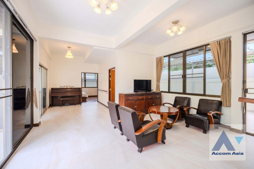 picture 🔼🔽 AccomA 📩 Pet friendly 4 BR House in Khlong Ton Nuea (AA23297) - 4/20