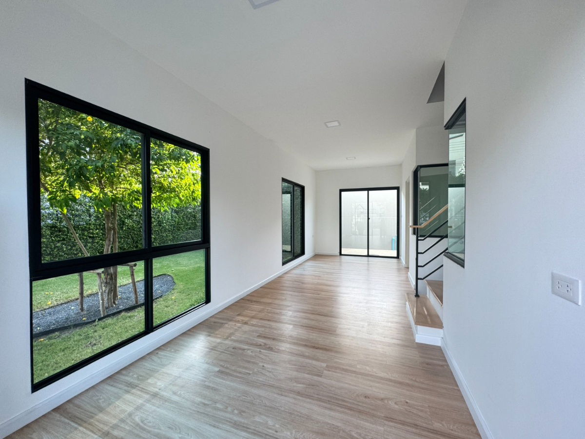 รูป 🏡 เปิดจองแล้ว! ทาวน์โฮมบ้านตัวอย่างโครงการใหม่ “สิริเพลส พระราม 2 – วงแหวน” แปลง 34 - รูปที่ 2/10