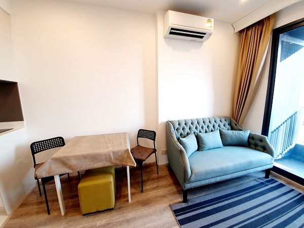 picture 🔥For rent🔥 Newly unit on 25th floor with king size bed at Ideo Mobi Sukhumvit 66 - 3/18