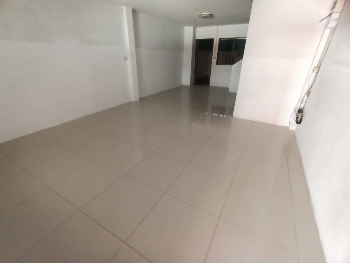 รูป หมู่บ้านแสนสุข สามพราน จ.นครปฐม - รูปที่ 15/24