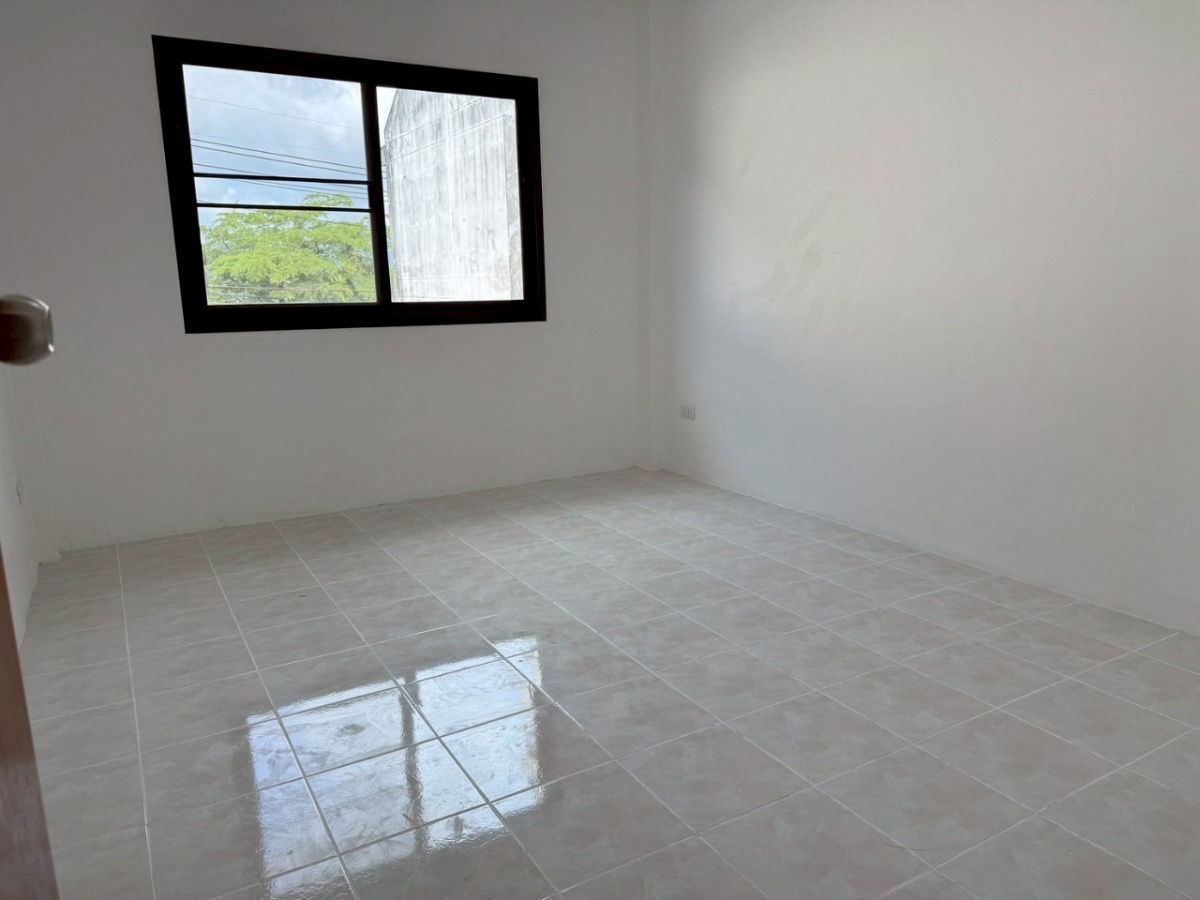 รูป หมู่บ้านศรีสุชาติแกรนด์วิว 3 WR-03592 - รูปที่ 7/12
