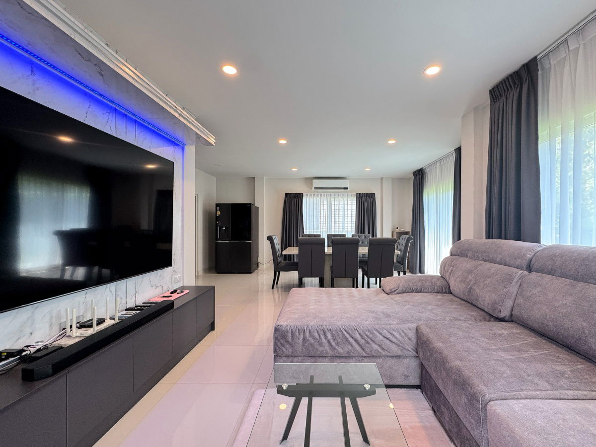 รูป สภาพใหม่เอี่ยม! Dream Home หลังมุม!! ขายบ้านเดี่ยว เซนโทร บางนา–ศรีนครินทร์ (Centro Bangna-Srinakarin) 67.3 ตร.วา 4 ห้องนอน 4 ห้องน้ำ ใกล้เมกาบางนา - รูปที่ 3/39