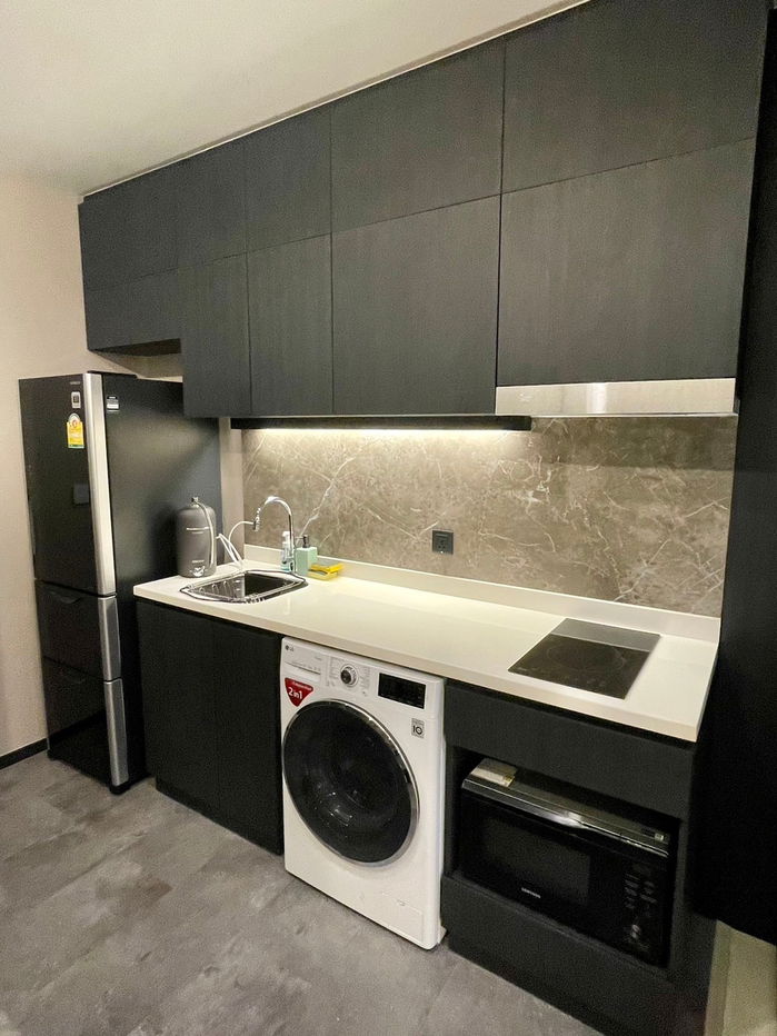 picture Life One Wireless | BTS Ploenchit (Vacant room, high floor, corner room, expressway view) - 10/11