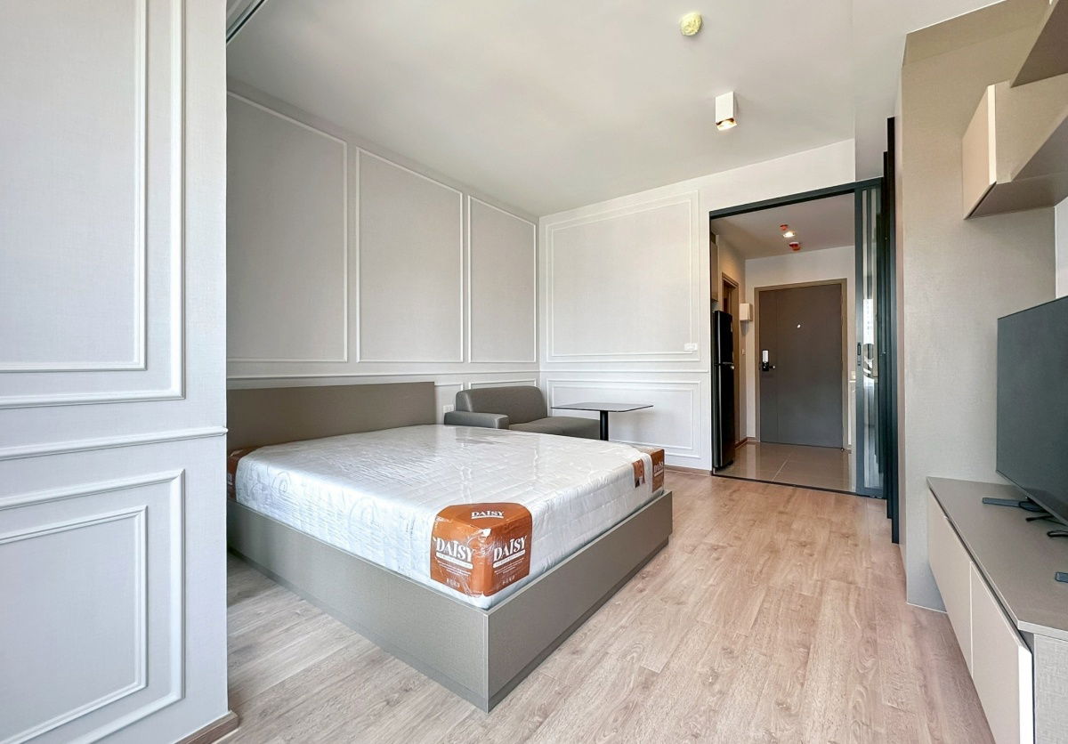 picture CD013 For Rent: IDEO Rama 9 - Asoke | High-Floor Room with Great View, Available August - 3/11