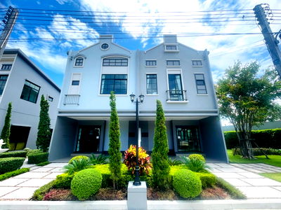 ทาวน์โฮม เมืองสมุทรสาคร สมุทรสาคร : 🏡 ขายบ้านตัวอย่างตกแต่งครบ พร้อมเฟอร์นิเจอร์! สิริเพลส พระราม 2 | แปลงสวยใกล้คลับเฮาส์ บ้านเลขที่ 1111/31 ราคาพิเศษสุด 🏡