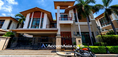 Houses for rent BTS On Nut : 🔼🔽 AccomA 📩  4 BR House @Baan Sansiri Sukhumvit 67 (AA14888)