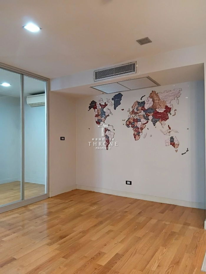 picture Quad Silom     🌟PN-00003849🌟 - 3/21