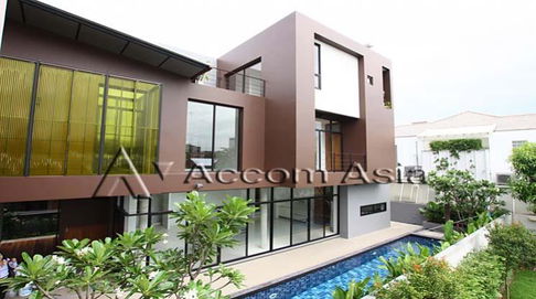 🔼🔽 AccomA 📩 Pet friendly,Private Swimming Pool 3 BR House in Khlong Ton Nuea (100058)